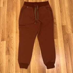 NWOT dark cherry high waisted figs Zamora jogger